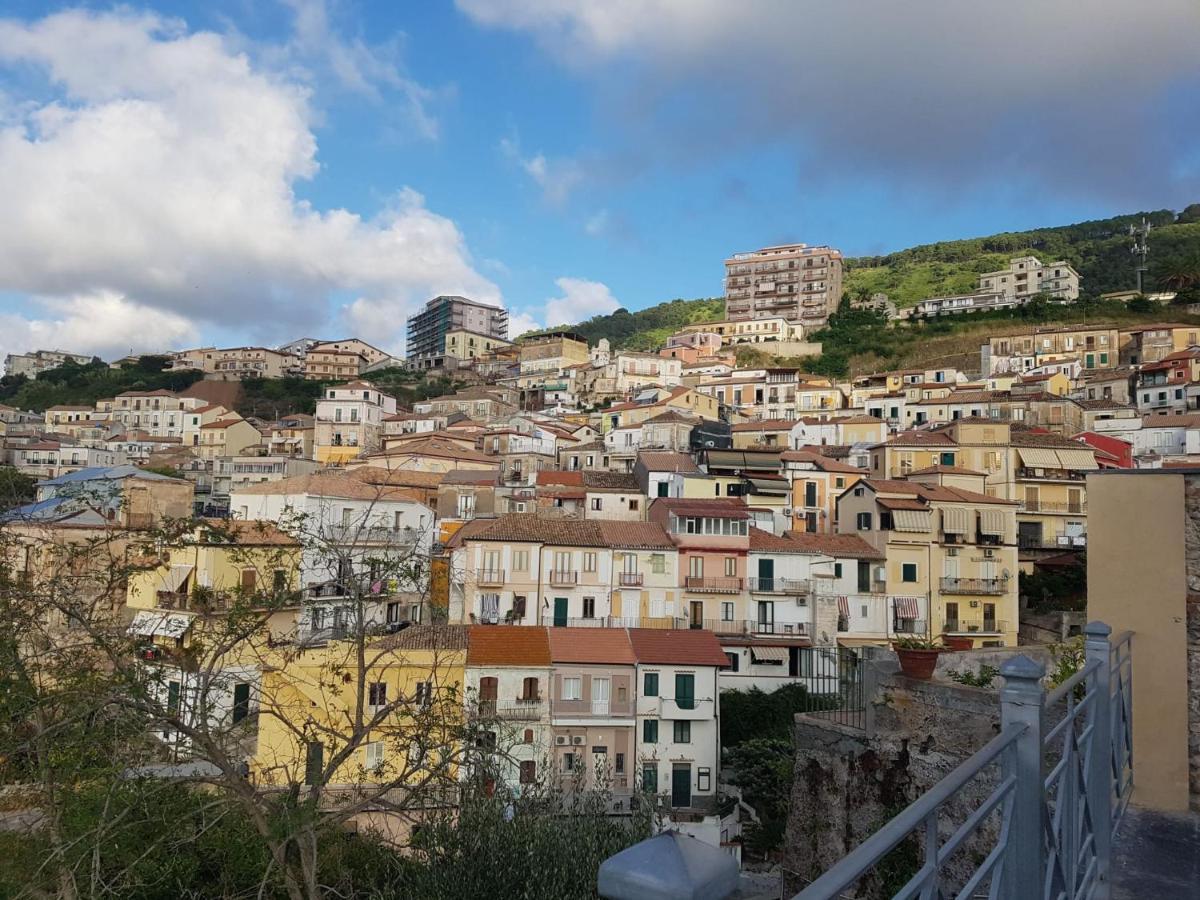 B&B Il Vicolo Di Pizzo Exterior foto